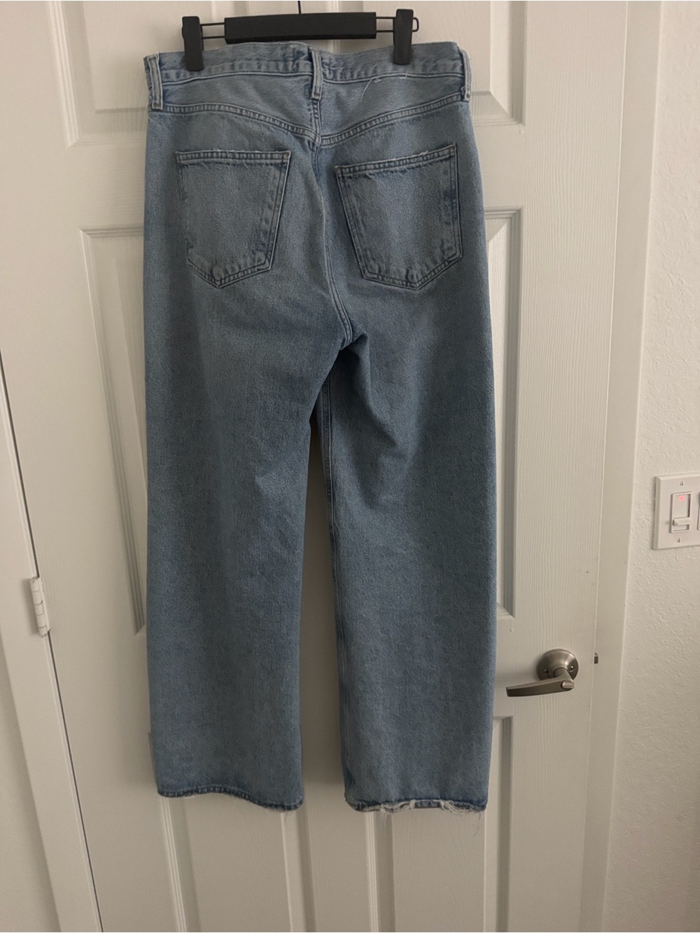 Agolde Light Blue Denim Jeans with Silver Button - Picture 3 of 4